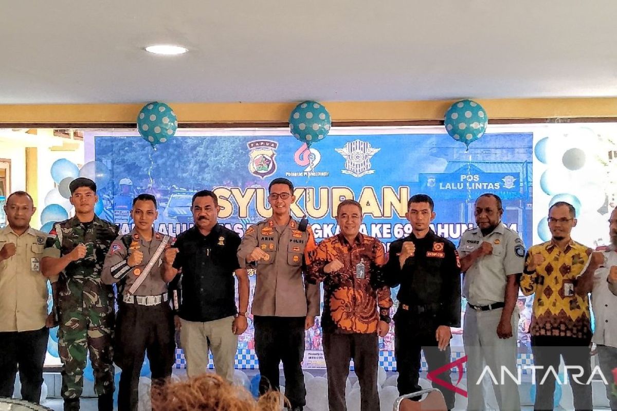 Kapolres ajak personel Satlantas Biak wujudkan pilkada damai