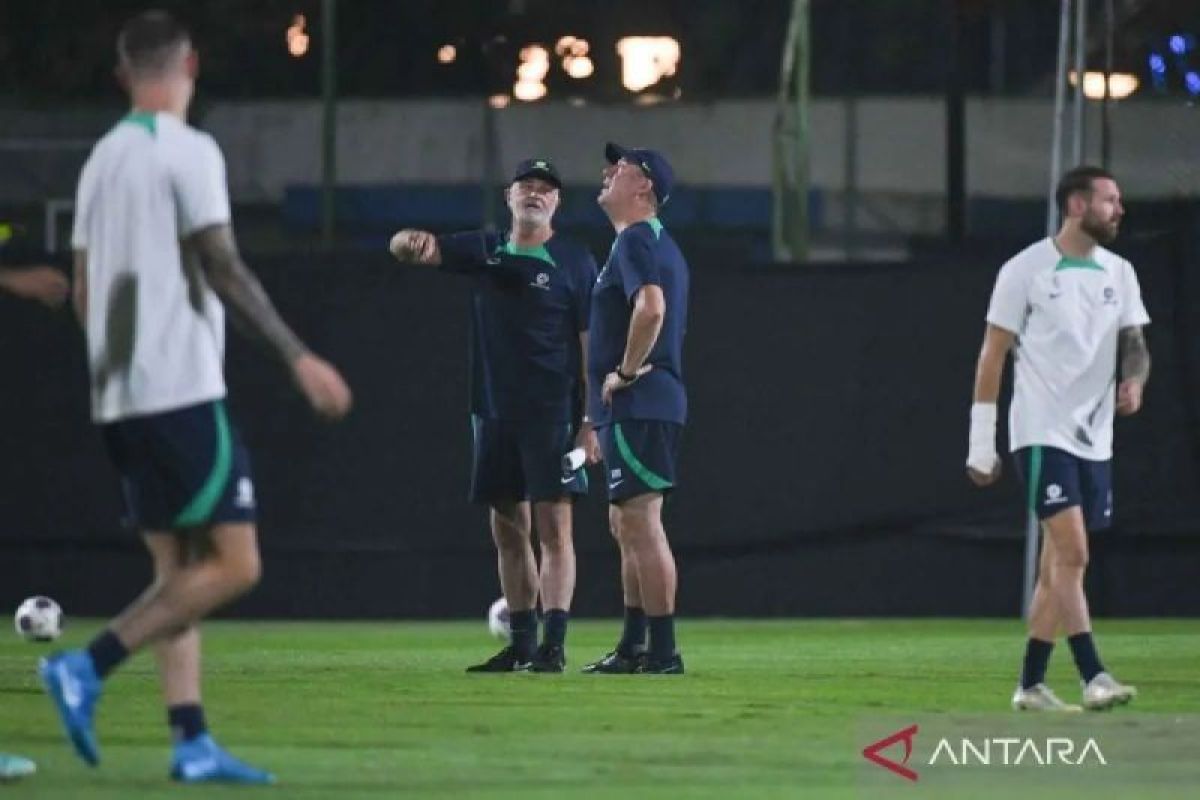 Irak tunjuk Graham Arnold sebagai pelatih baru
