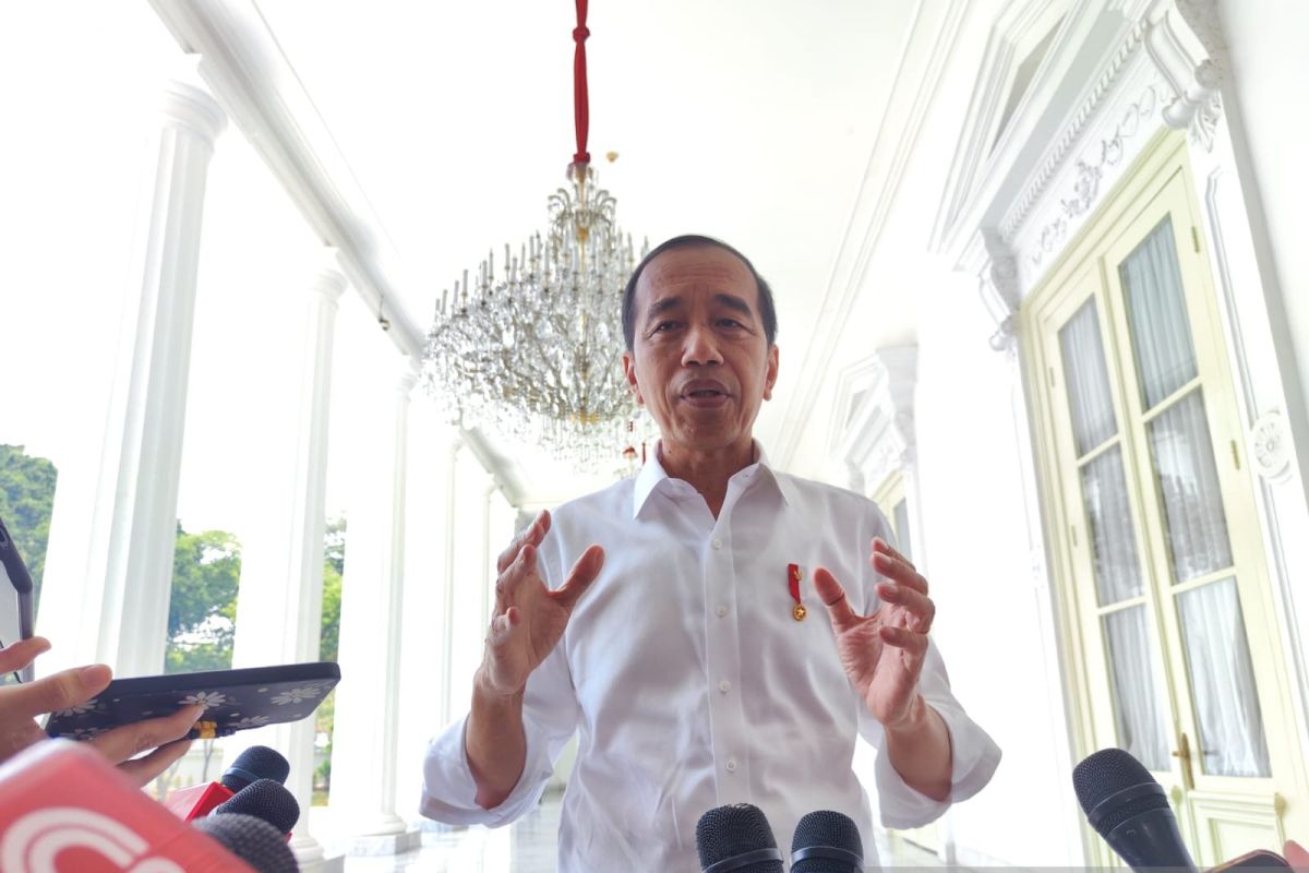 Jokowi dukung wacana pembentukan kabinet zaken Prabowo