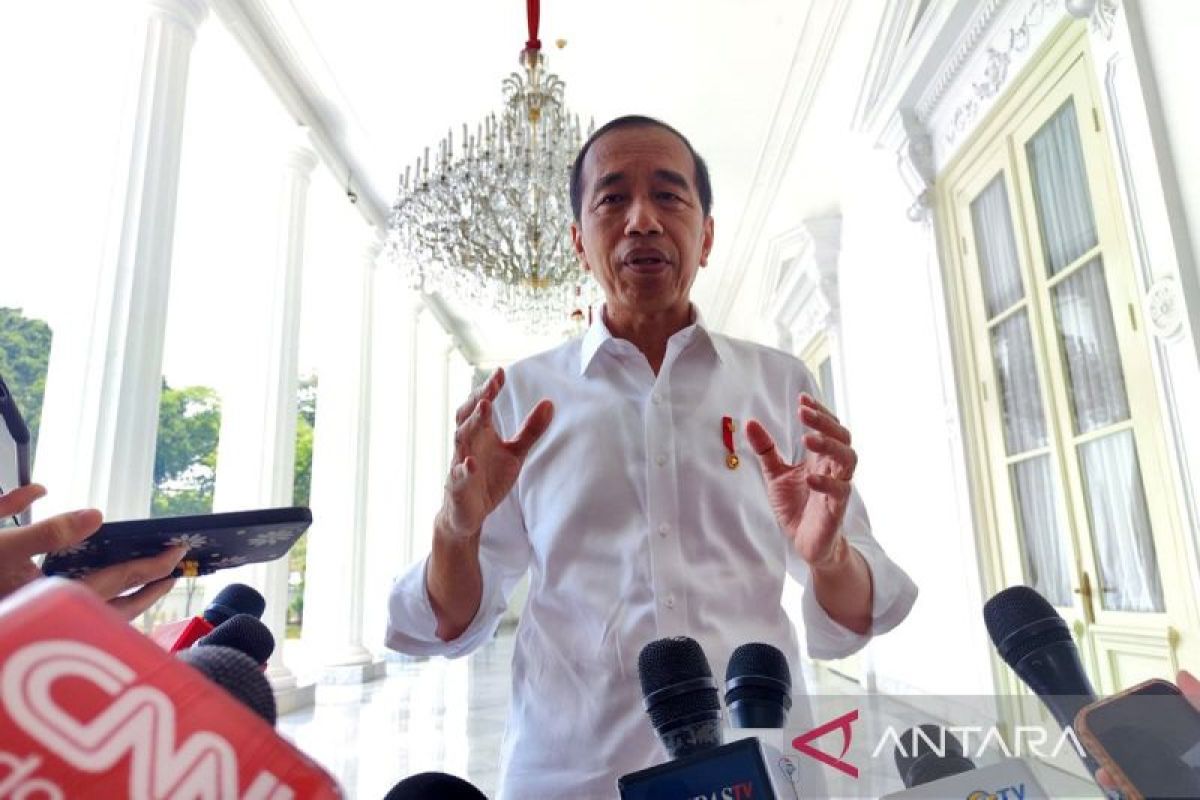 Jokowi dukung wacana pembentukan kabinet zaken Prabowo