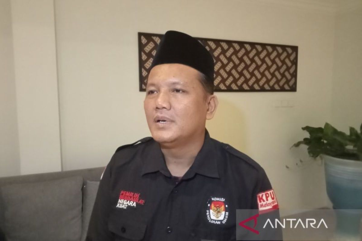 KPU Bantul menerima bilik suara dan kotak suara untuk Pilkada 2024