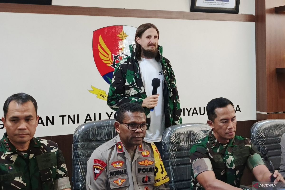 Dibebaskan dari OPM, pilot Susi Air Philip Mark diterbangkan ke Jakarta