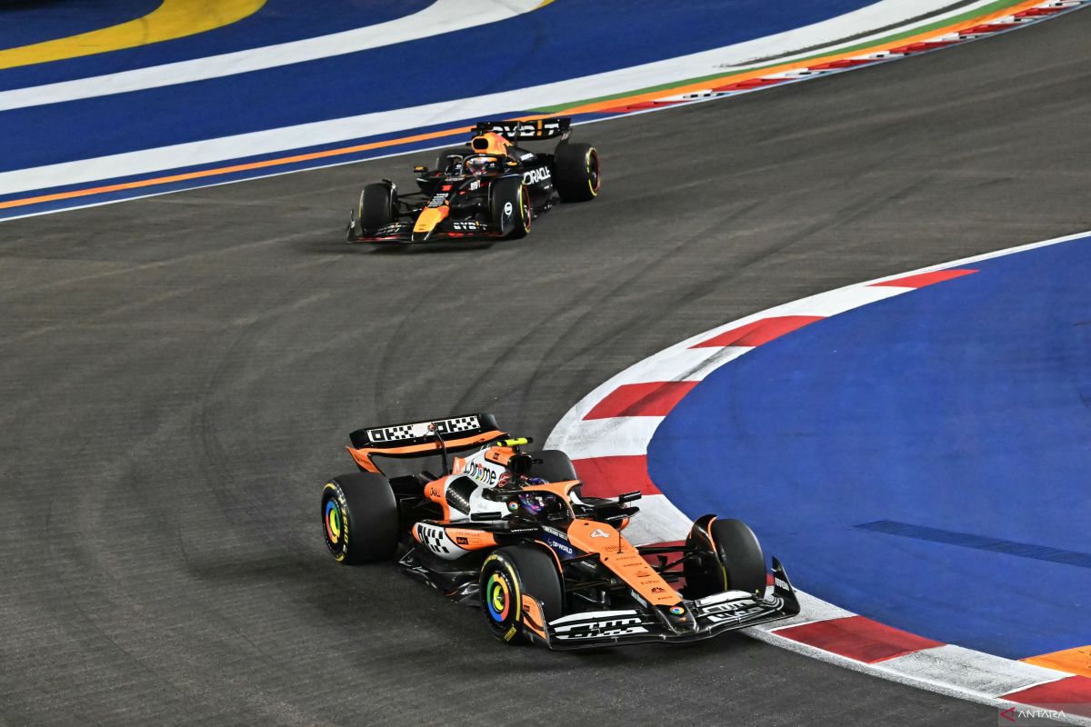 Lando Norris memenangkan GP Singapura, Verstappen posisi kedua