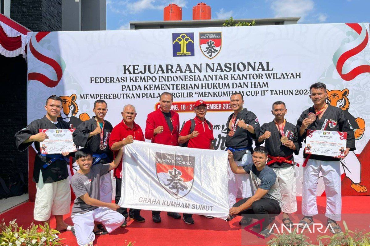 Tiga petugas Lapas Medan raih medali Kejurnas Kempo Menkumham CUP II di Bandung