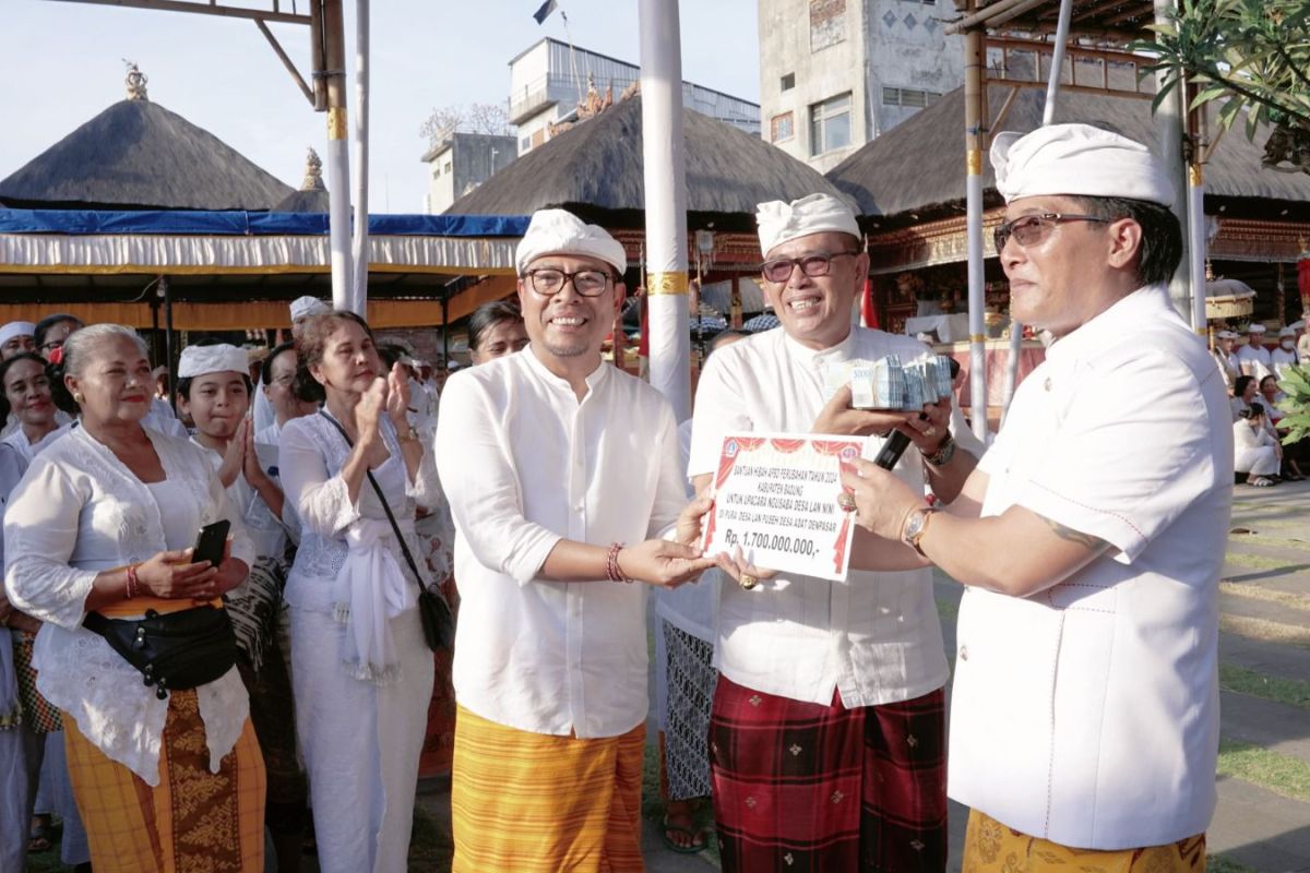 Pemkab Badung ikut lestarikan adat di Denpasar dengan BKK