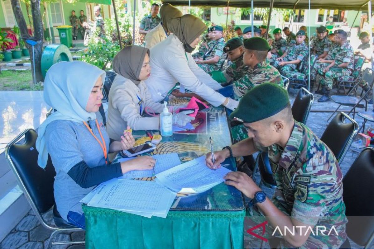 Kodam Pattimura bakti sosial kesehatan menyongsong HUT  ke-79 TNI