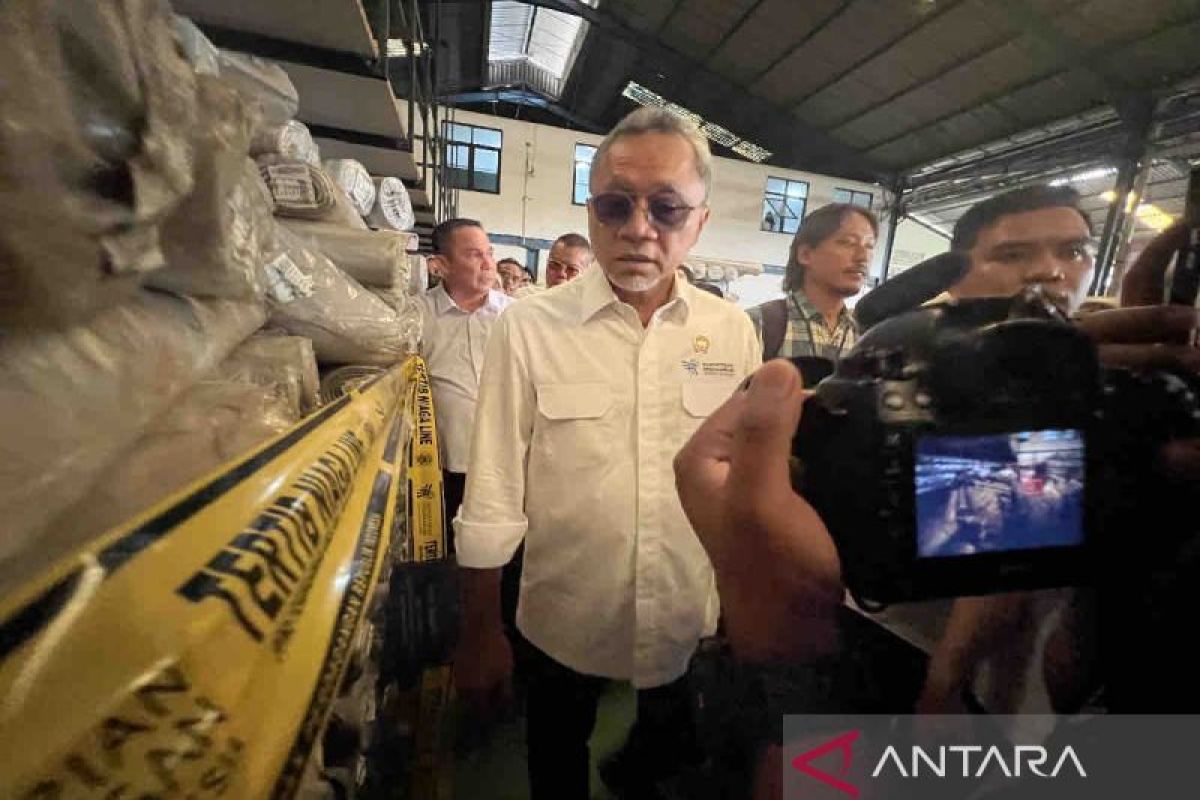 Menteri Zulhas ungkap impor karpet ilegal dari Turki senilai Rp10 miliar