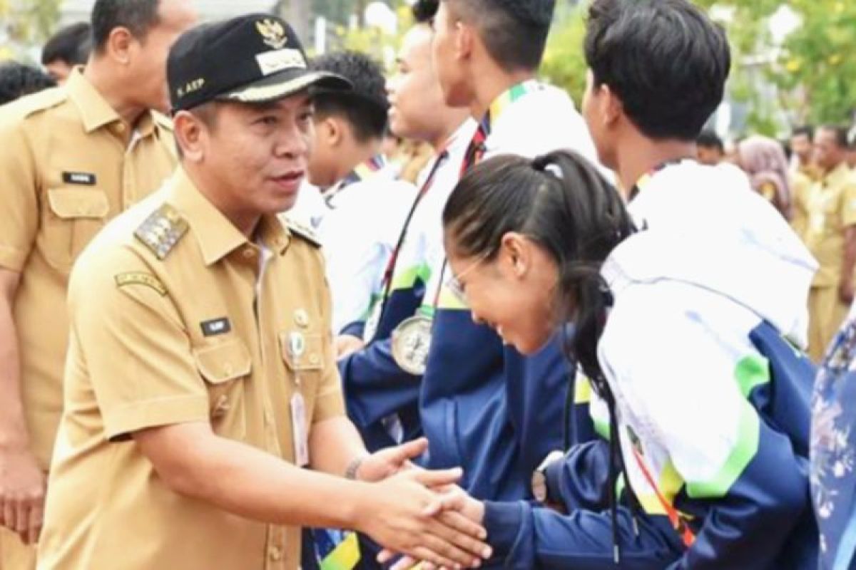 Bupati Karawang berikan bonus pada 18 atlet peraih medali PON 2024