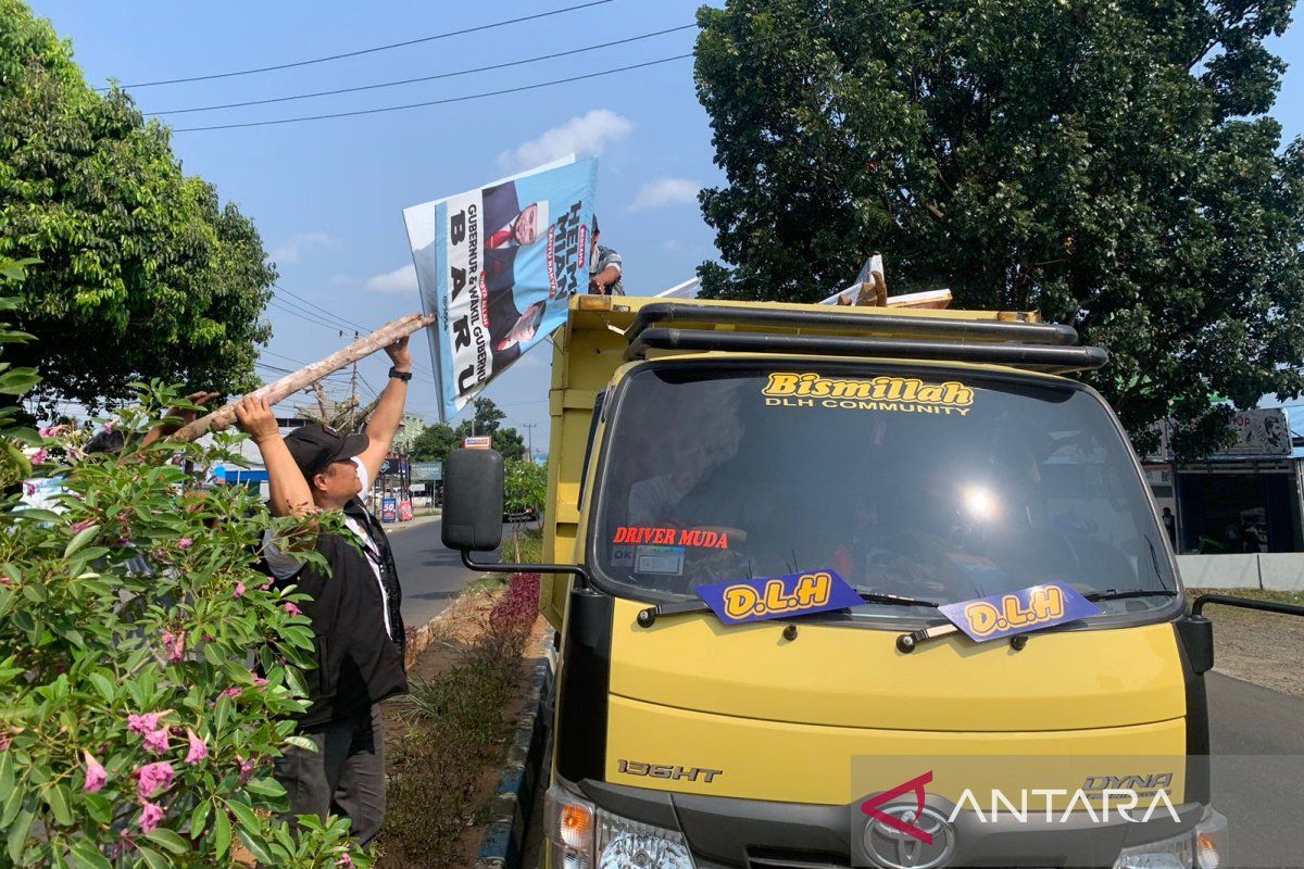 Bawaslu tertibkan 6.451 alat peraga di Bengkulu melanggar aturan