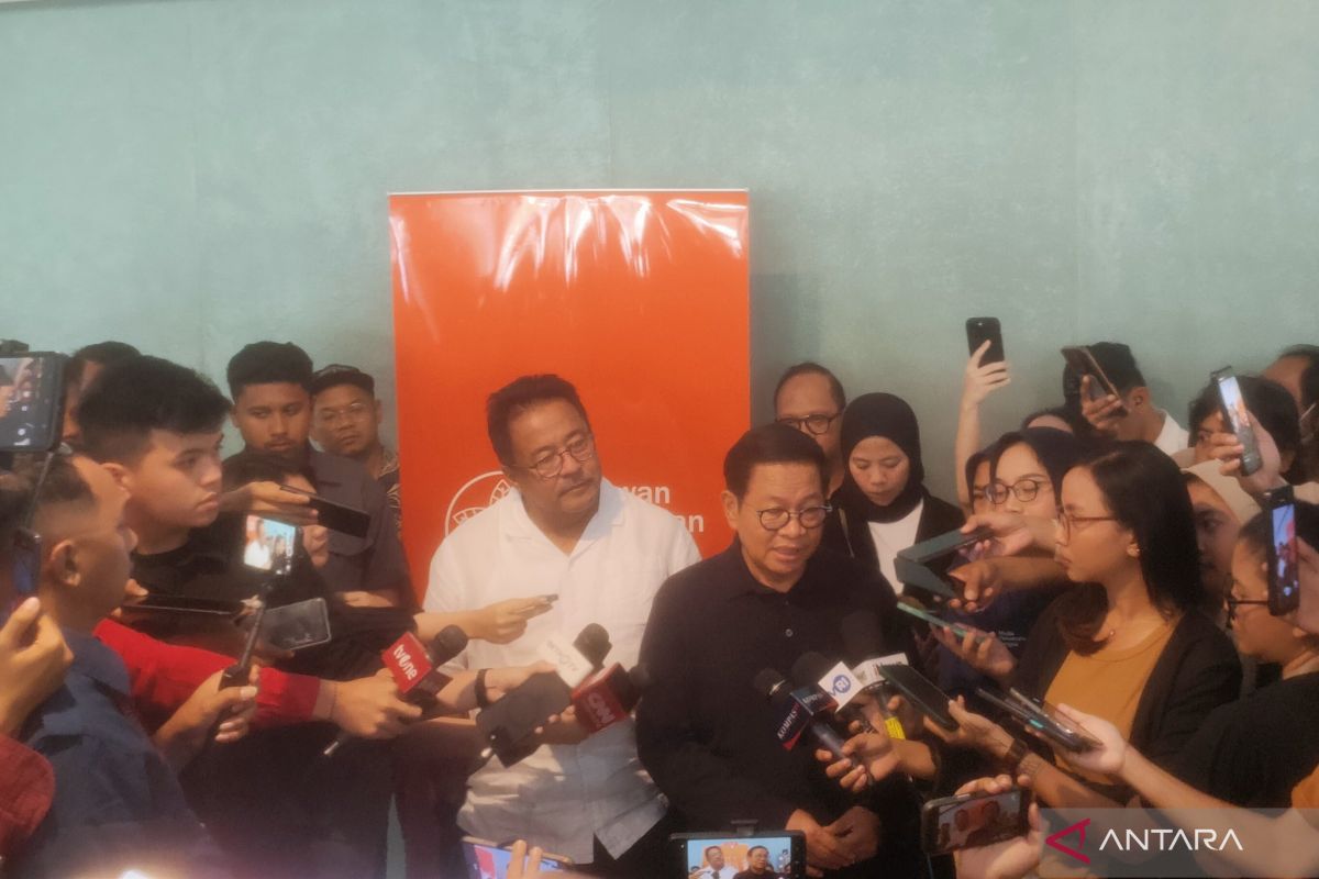 Pramono-Rano lebih memilih benahi JIS daripada bikin stadion baru