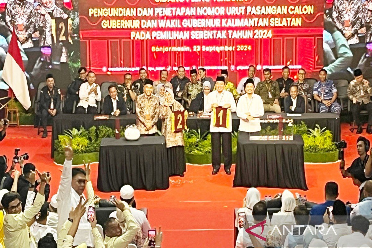 Muhidin-Hasnuryadi nomor urut 1 dan Raudatul Janah-Akhmad Rozanie nomor 2