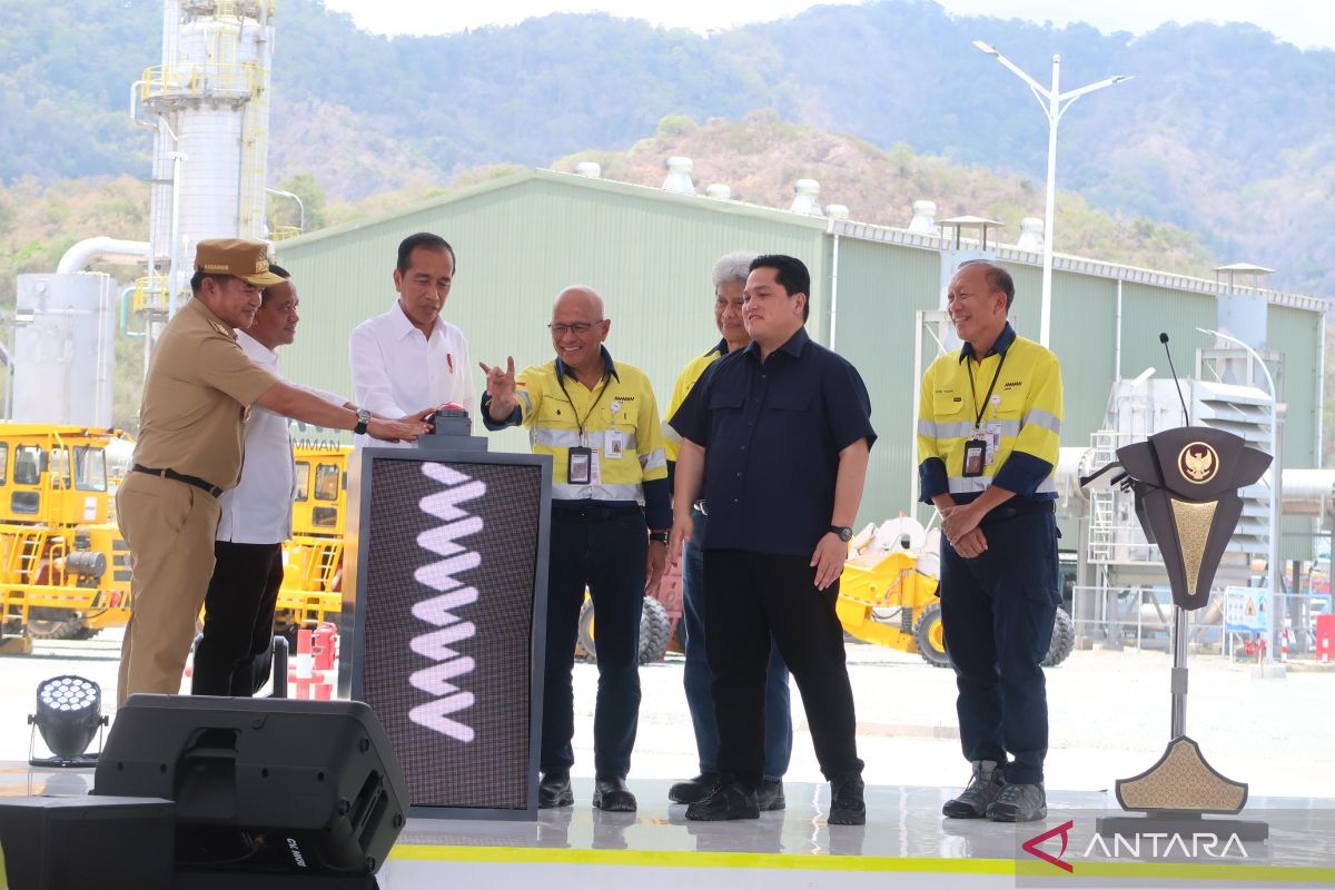 President inaugurates copper smelter in West Nusa Tenggara