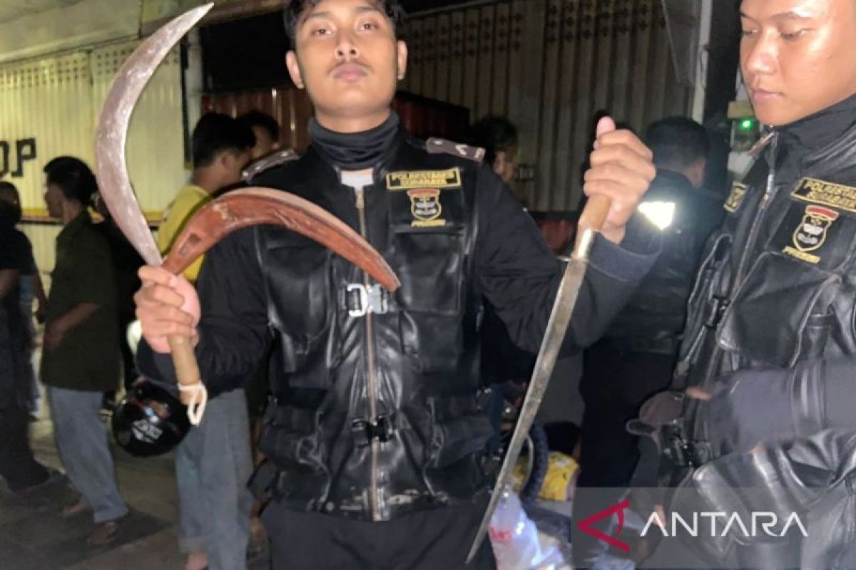 Polisi gagalkan tawuran antar geng beranggotakan anak-anak di Surabaya