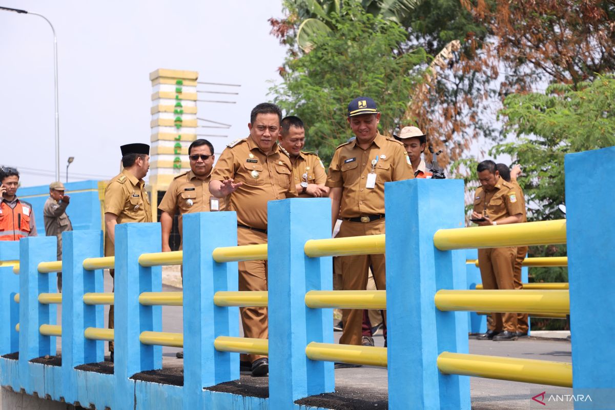 Pemkab Bekasi perbaiki tanggul kritis di Saluran Sekunder Bulakmangga