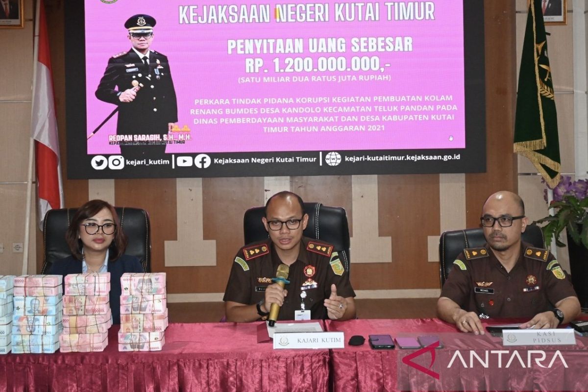 Kejari Kutim sita Rp1,2 miliar dari kasus korupsi dana Bumdes