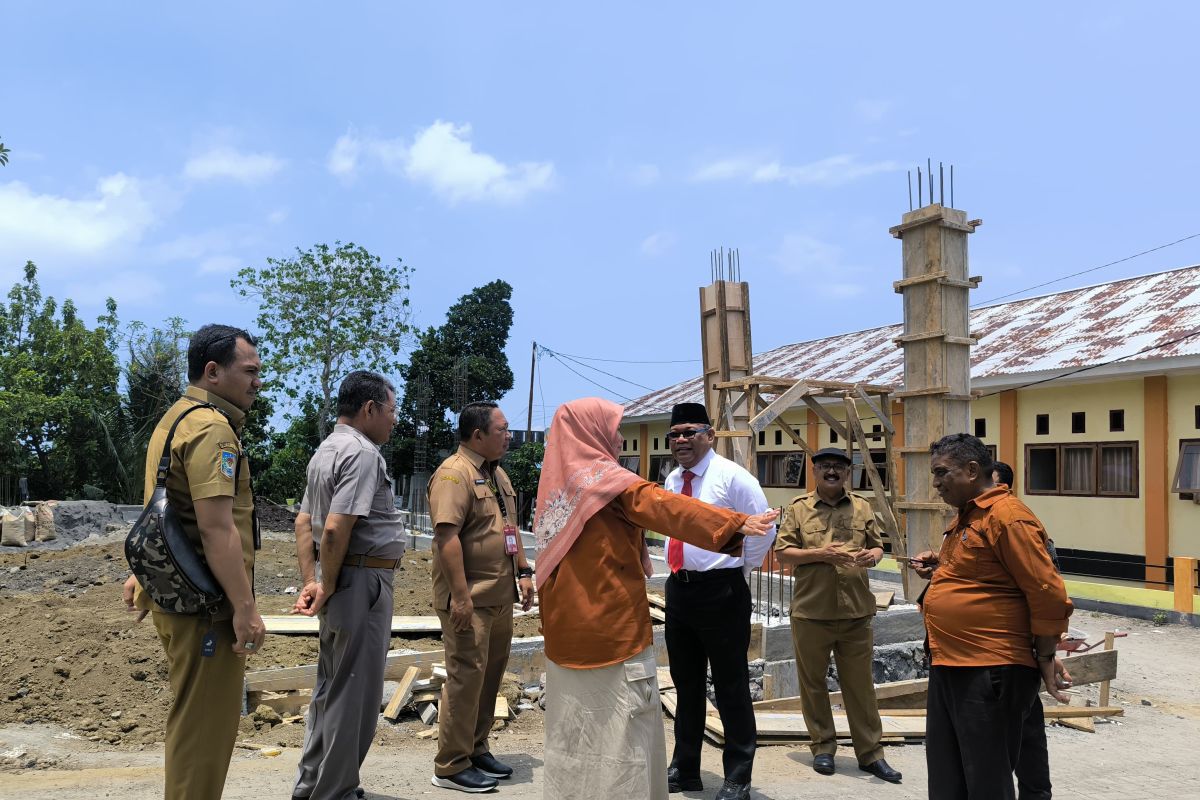 Pemkot serahkan aset SMAN 8 Kota Ternate kepada Pemprov Malut