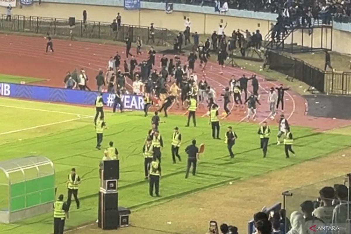 Persib Bandung kecam aksi brutal suporter, minta polisi usut tuntas penyerangan steward