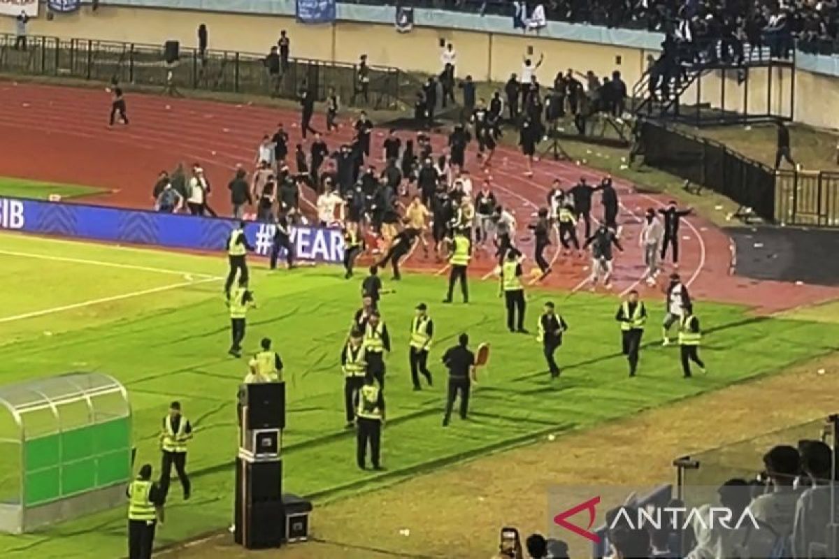 Persib Bandung kecam insiden penyerangan steward setelah laga Persija