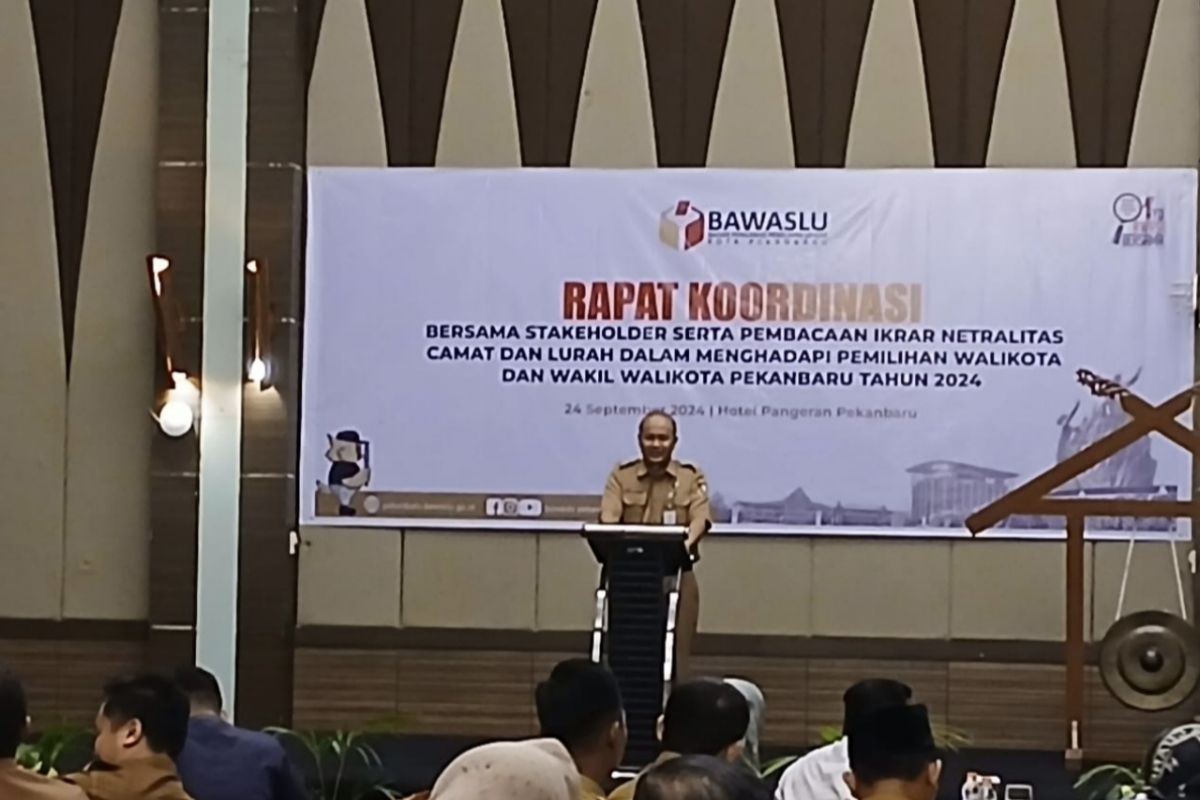 15 camat dan 83 lurah di Pekanbaru bacakan ikrar netralitas pilkada