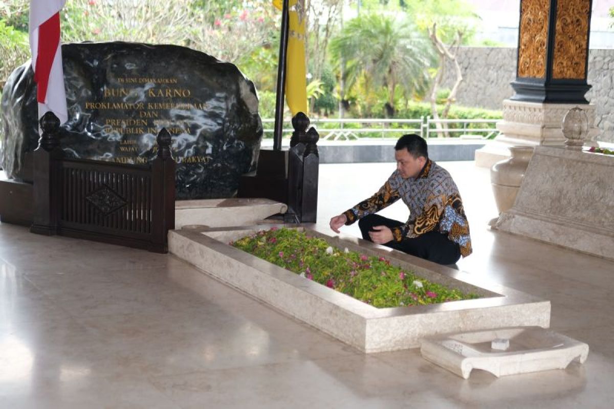 Setiawan AD 1 PM ziarah ke makam Bung Karno sebagai upaya menghormati pahlawan