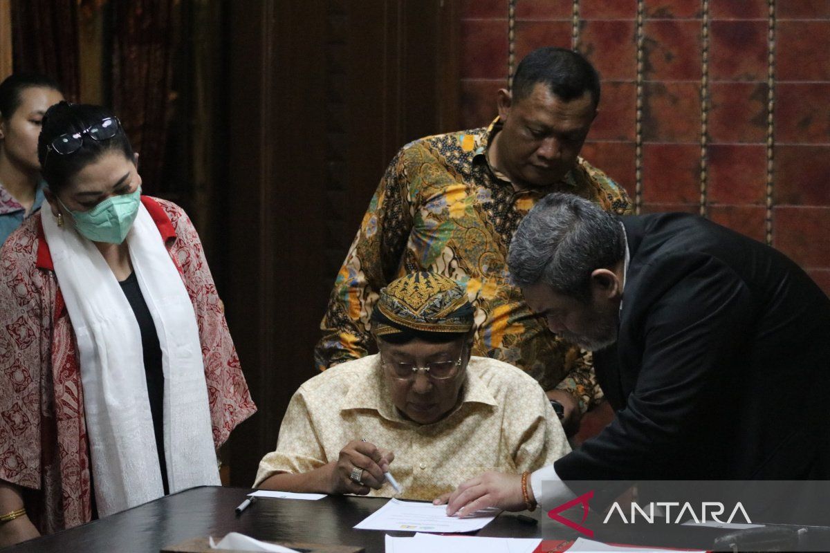 Pemkot Surakarta libatkan keraton bahas tata kelola alun-alun