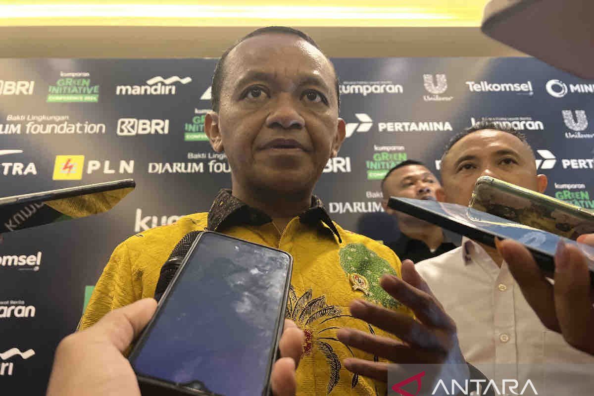 Bahlil sebut masih kaji pensiun dini 13 PLTU batu bara