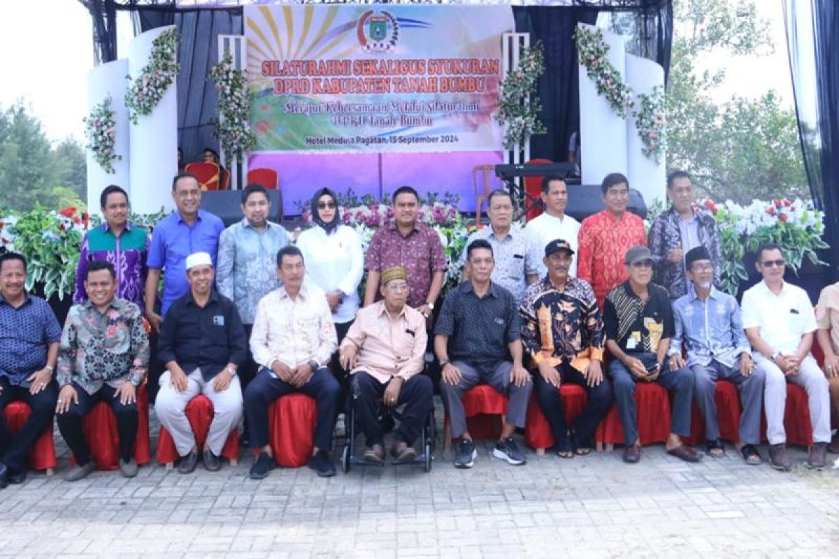 DPRD Tanah Bumbu perkuat silaturahmi melalui reuni