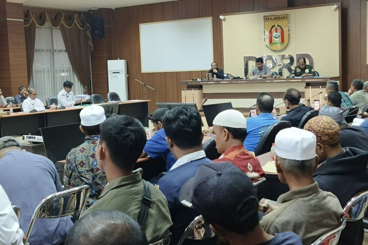 DPRD Banjarbaru terima aspirasi warga Cempaka soal kepemilikan tanah