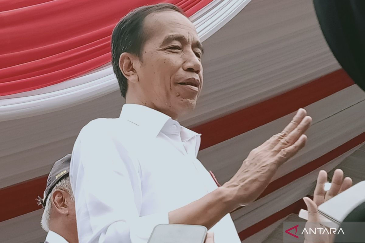 Jokowi: Bandara tingkatkan lalu-lintas ibu kota baru Indonesia