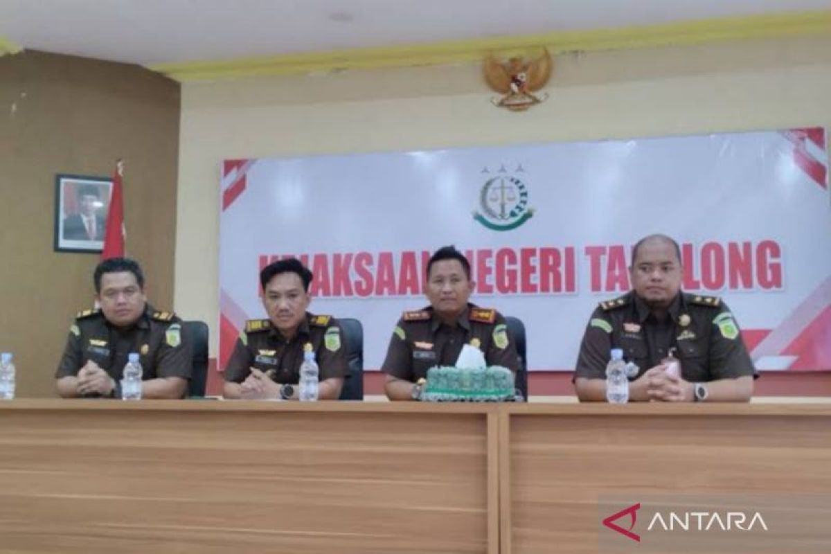 Mantan Kadinkes Tabalong divonis satu tahun penjara