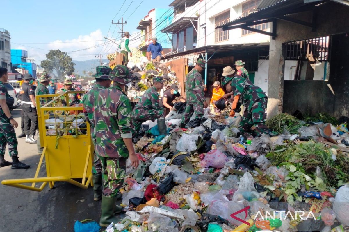 DLH Rejang Lebong optimalkan pengelolaan sampah di pembuangan akhir