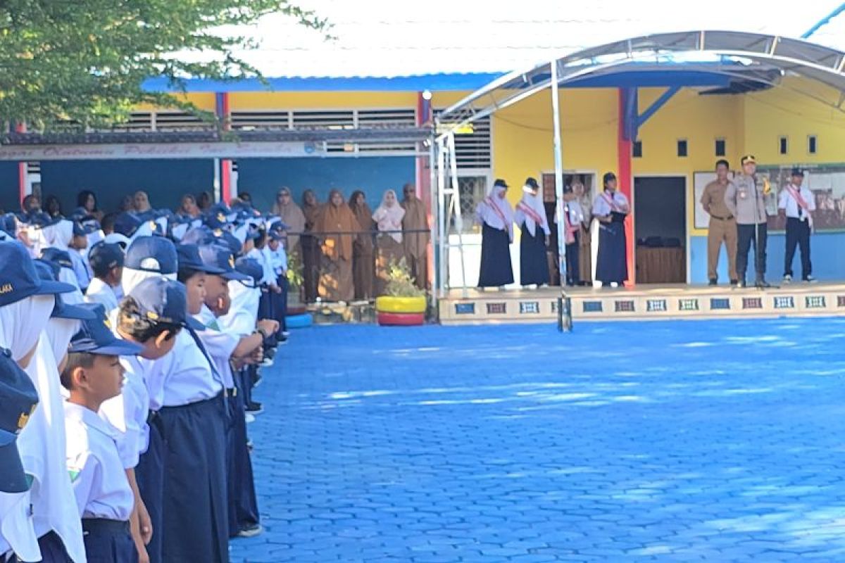 Polres Kolaka sosialisasi stop perundungan ke pelajar SD dan SMP