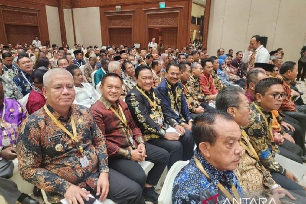 Ketua DPRD Babel Hadiri Penyampaian LHP LKPP Tahun 2023