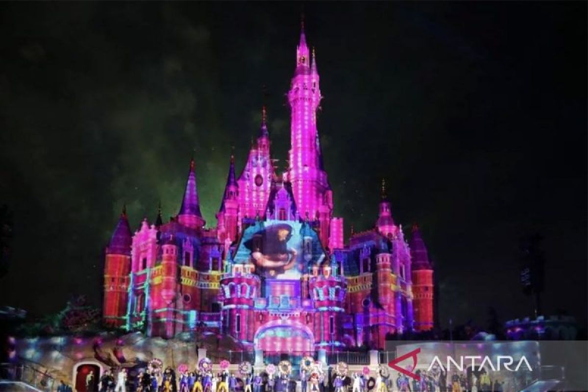 Shanghai Disney Resort kembali beroperasi usai terjangan Topan Bebinca