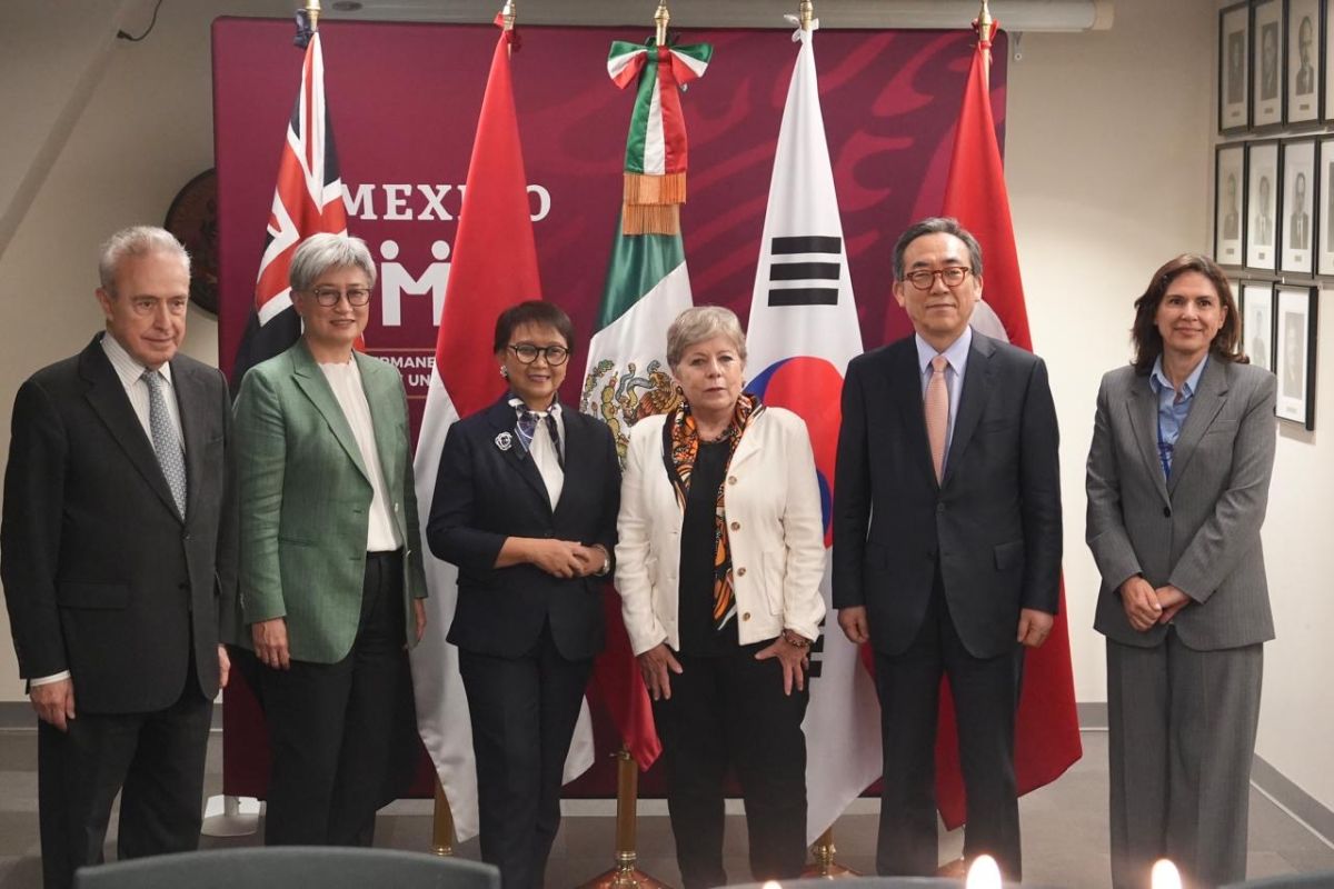 Indonesia urges MIKTA to expand role in addressing global challenges