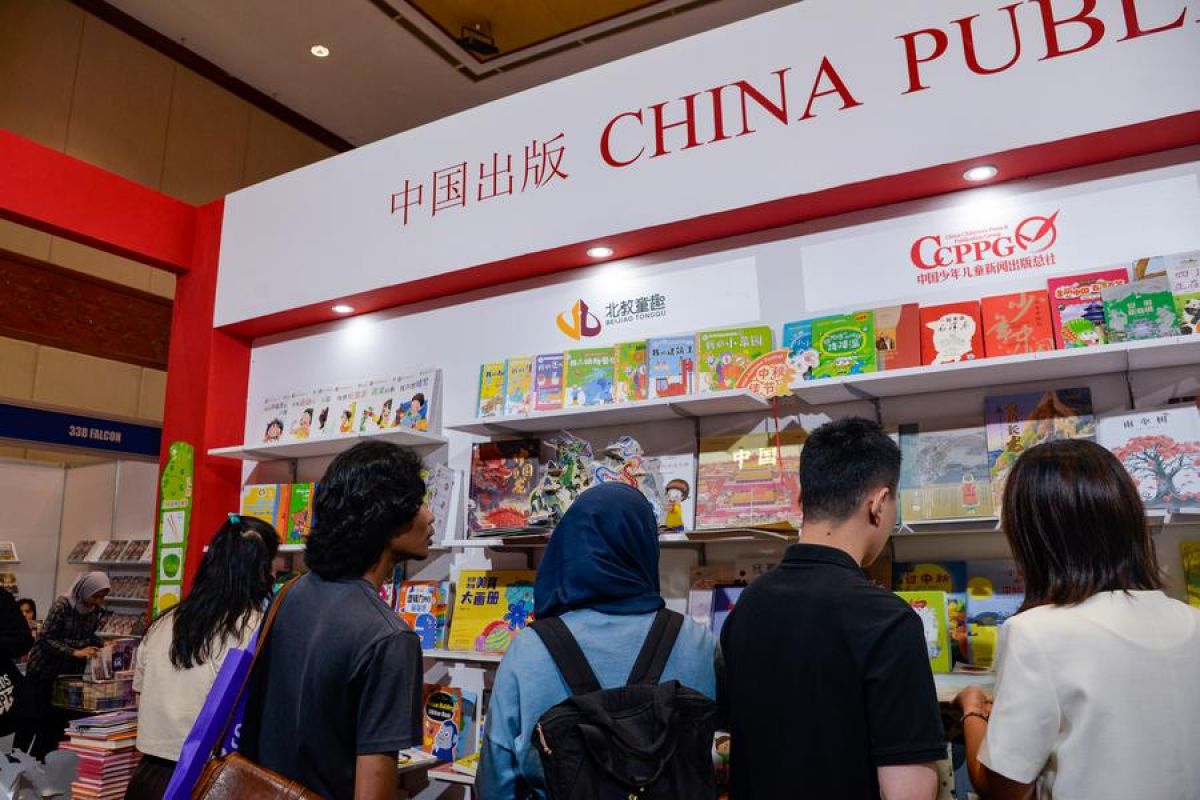 Penerbit China berjaya di ajang Indonesia International Book Fair 2024