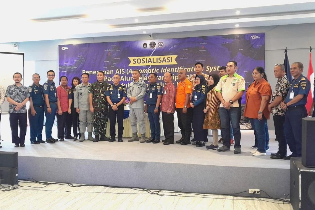 Navigasi Ambon sebut penerapan AIS tingkatkan daya saing pelabuhan Indonesia