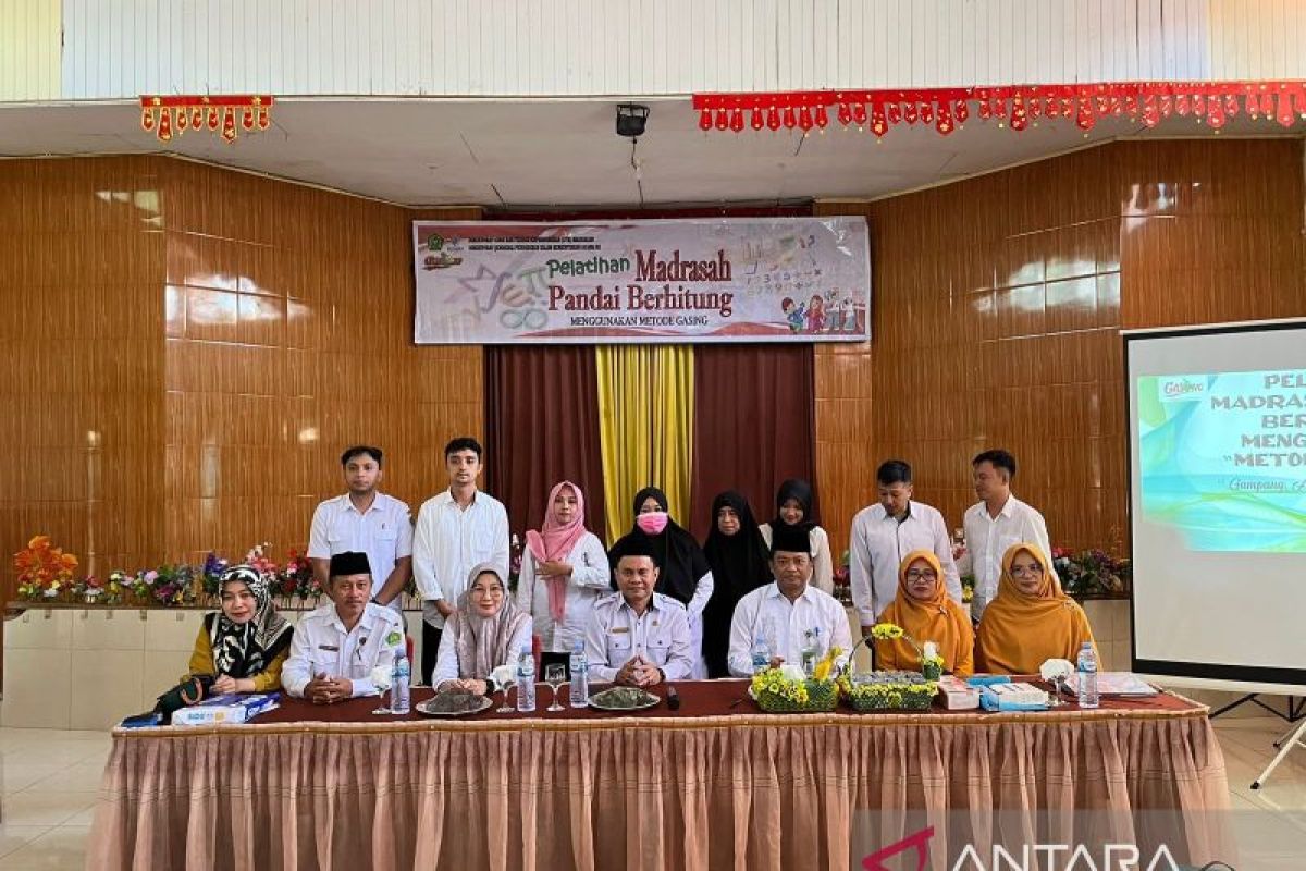 Puluhan guru madrasah Kotamobagu tingkatkan kualitas melalui metode "gasing"