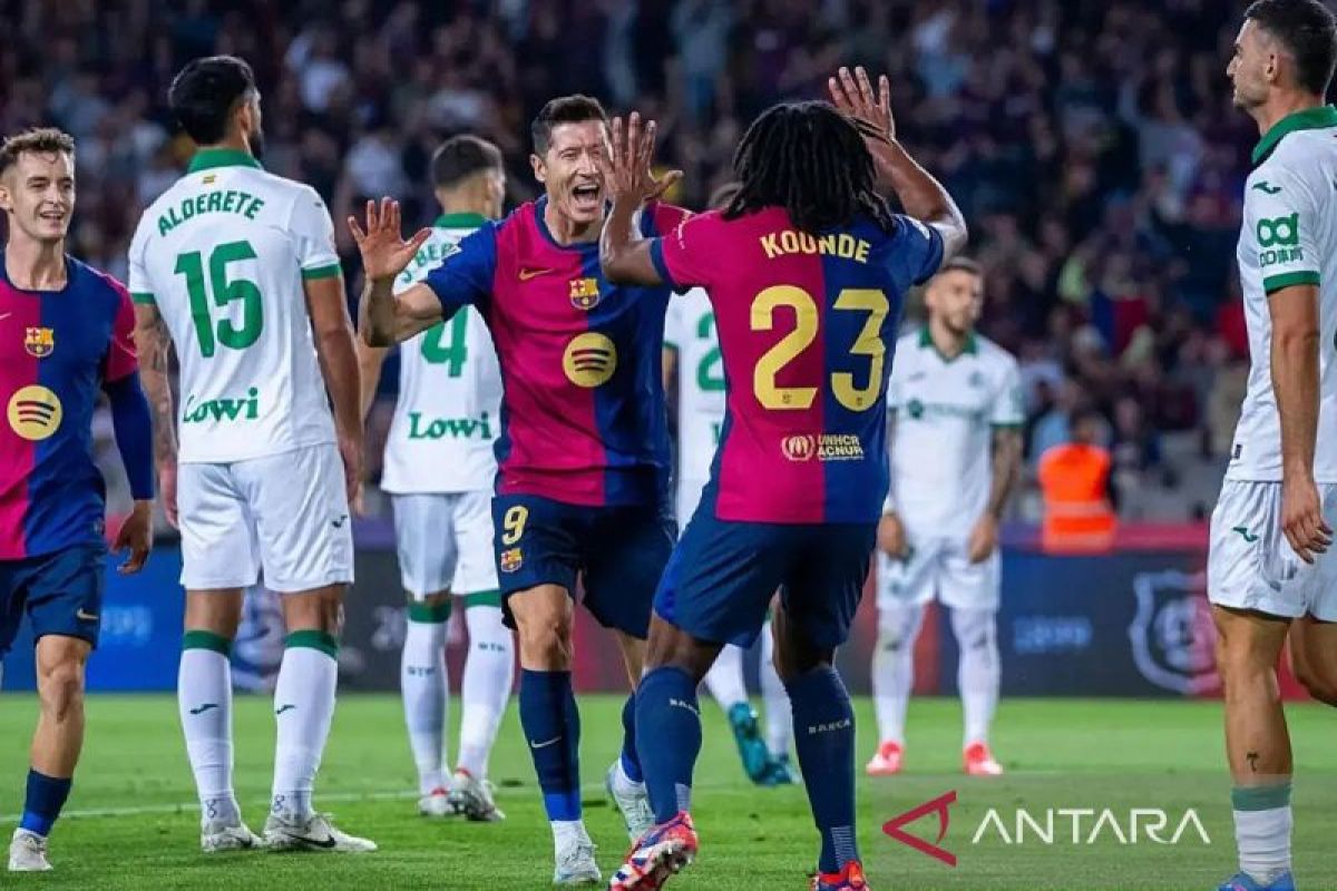 Barcelona jaga jarak dari Real Madrid