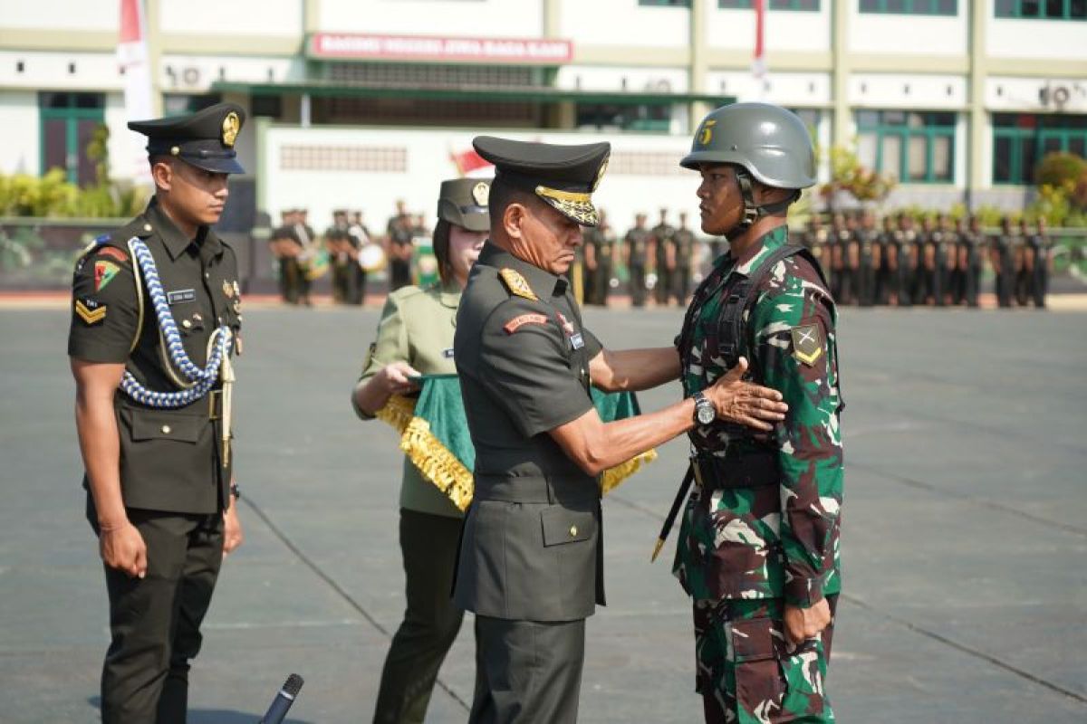 Pangdam Udayana ingatkan patriotisme calon Bintara TNI AD termasuk Joni Kala