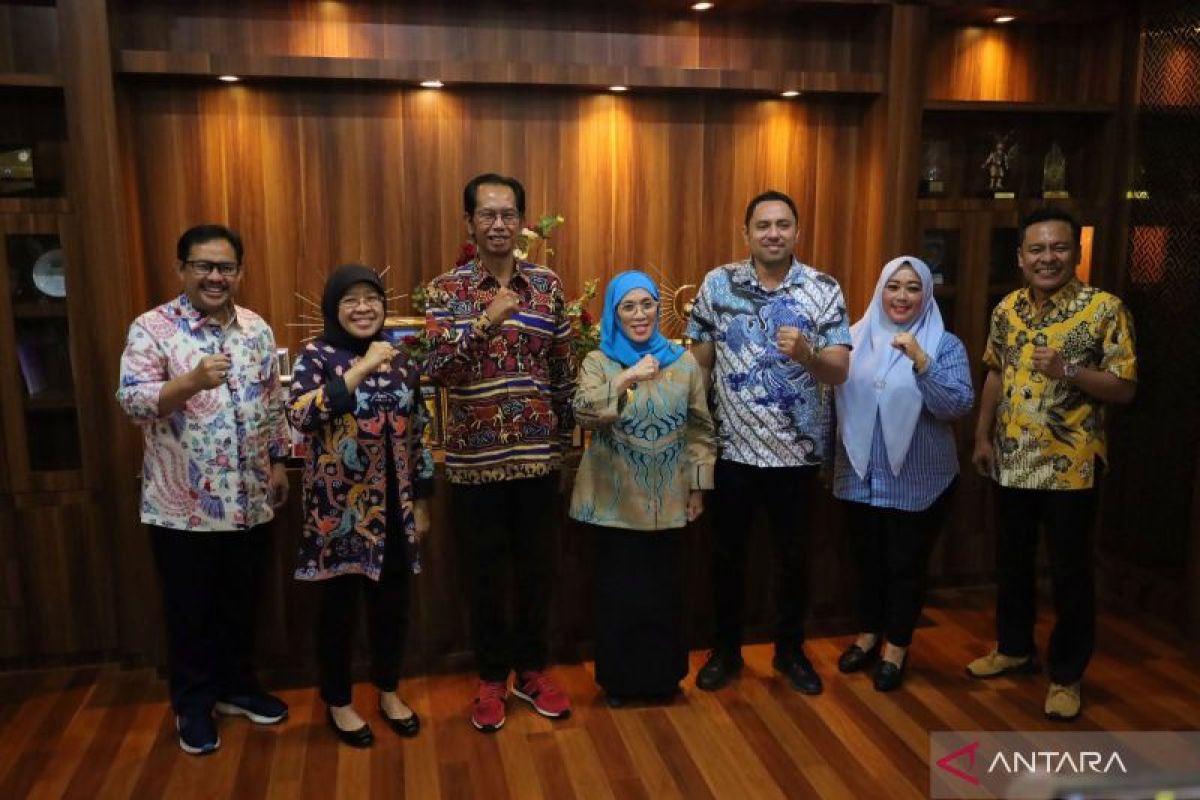 Pemkot-DPRD Surabaya bersinergi kawal pilkada aman dan damai