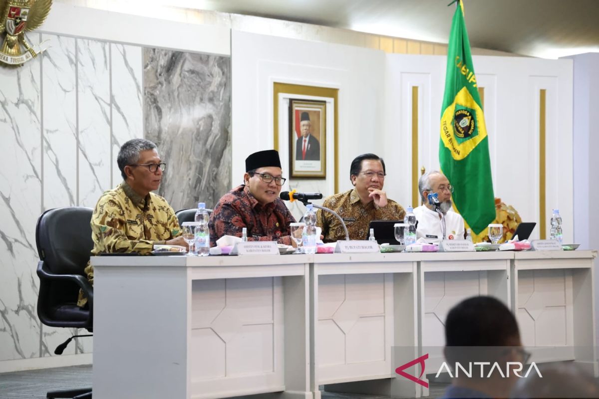 Pj Bupati Bogor Bachril Bakri pastikan ASN netral pada Pilkada 2024