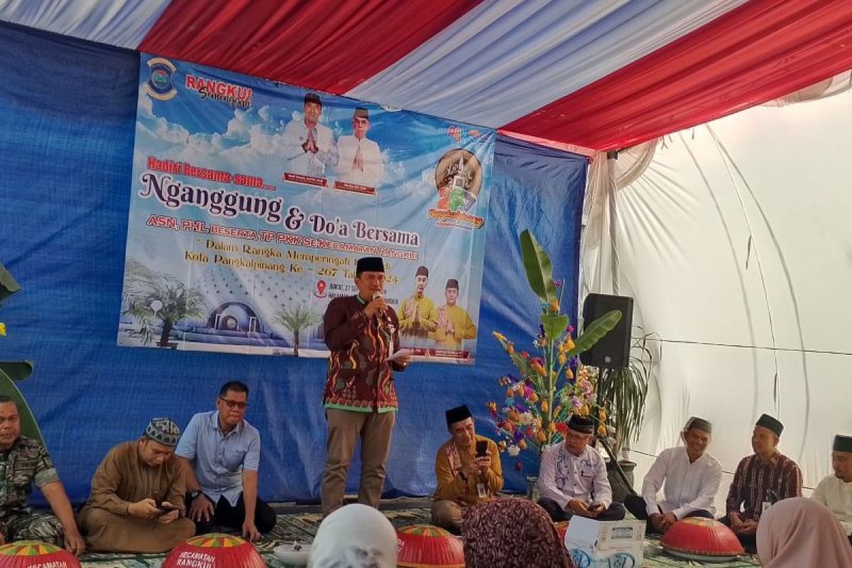 Pj Wali Kota Pangkalpinang apresiasi Kecamatan Rangkui gelar Nganggung dan doa bersama