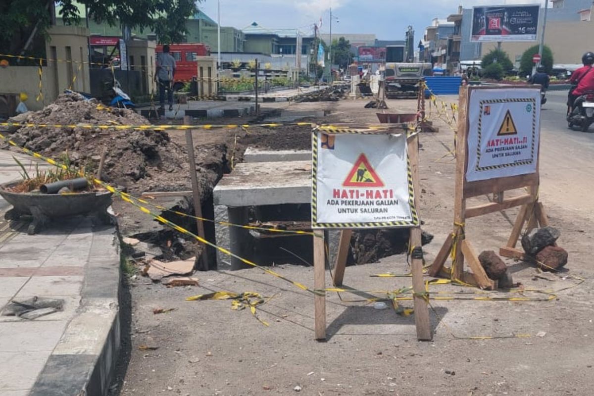 Pemkot Ternate fokus benahi drainase untuk  antisipasi banjir