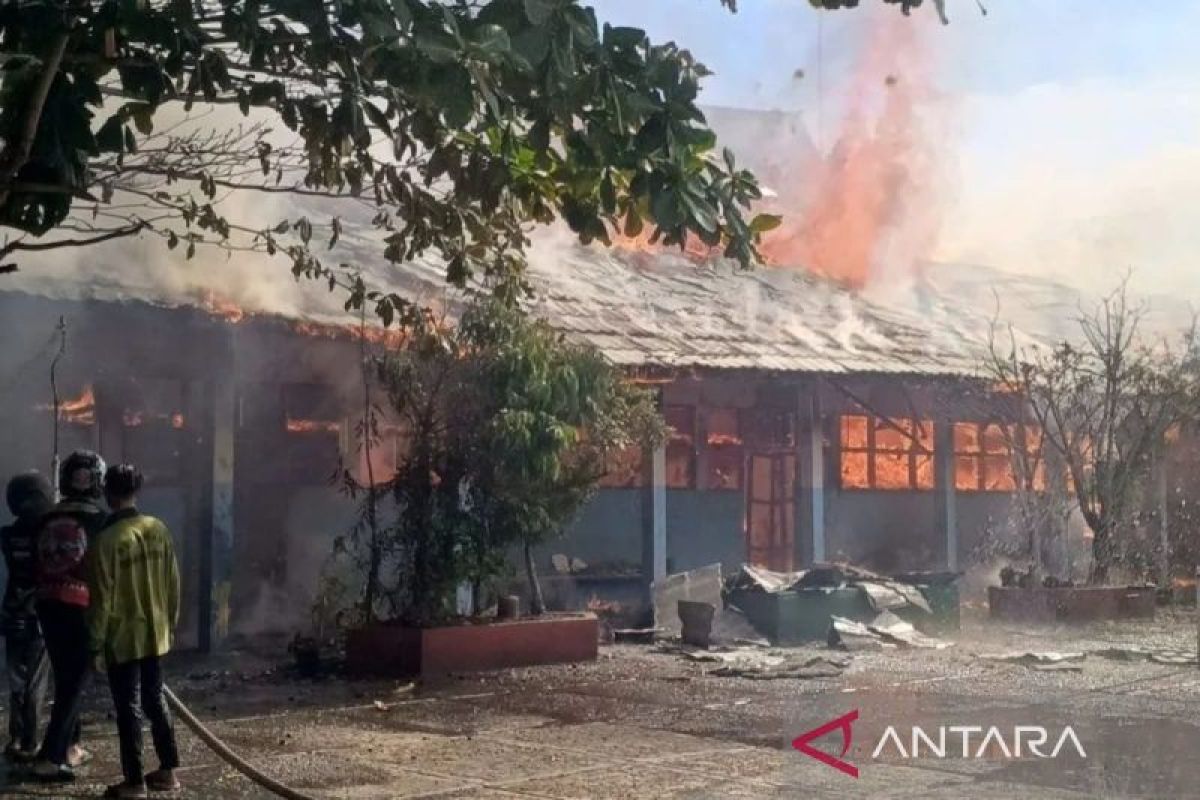 Disdik Palangka Raya sediakan dana hibah untuk sekolah yang terbakar