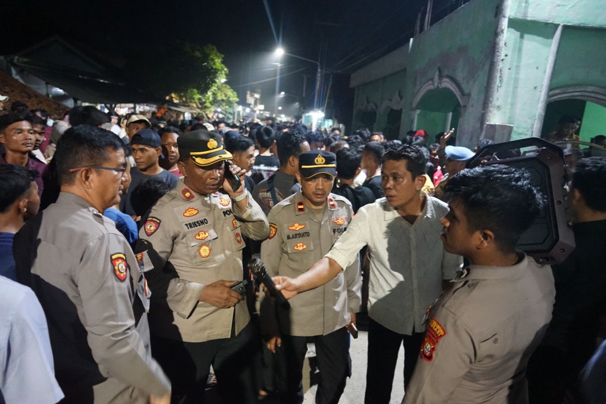 Satu tersangka pelecehan di ponpes Bekasi tewas akibat sesak napas