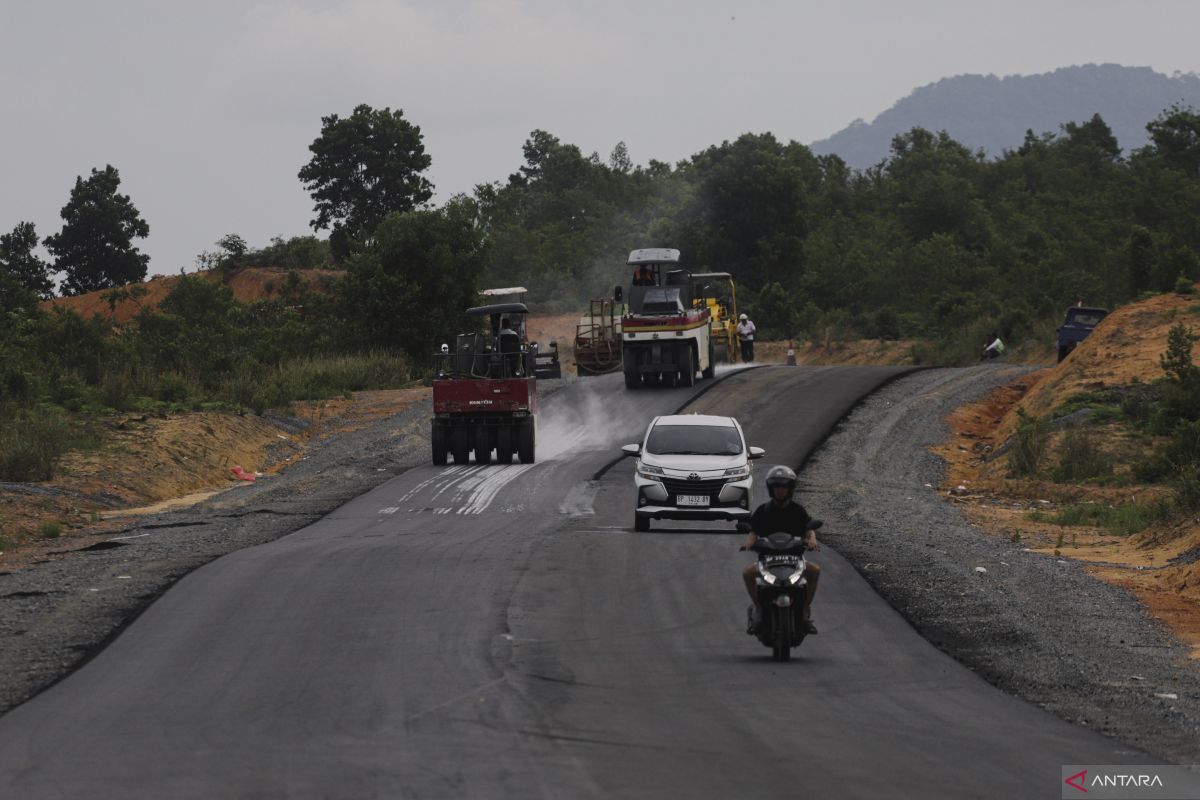 PUPR constructed 5,999 km of new national roads during Jokowi's administration