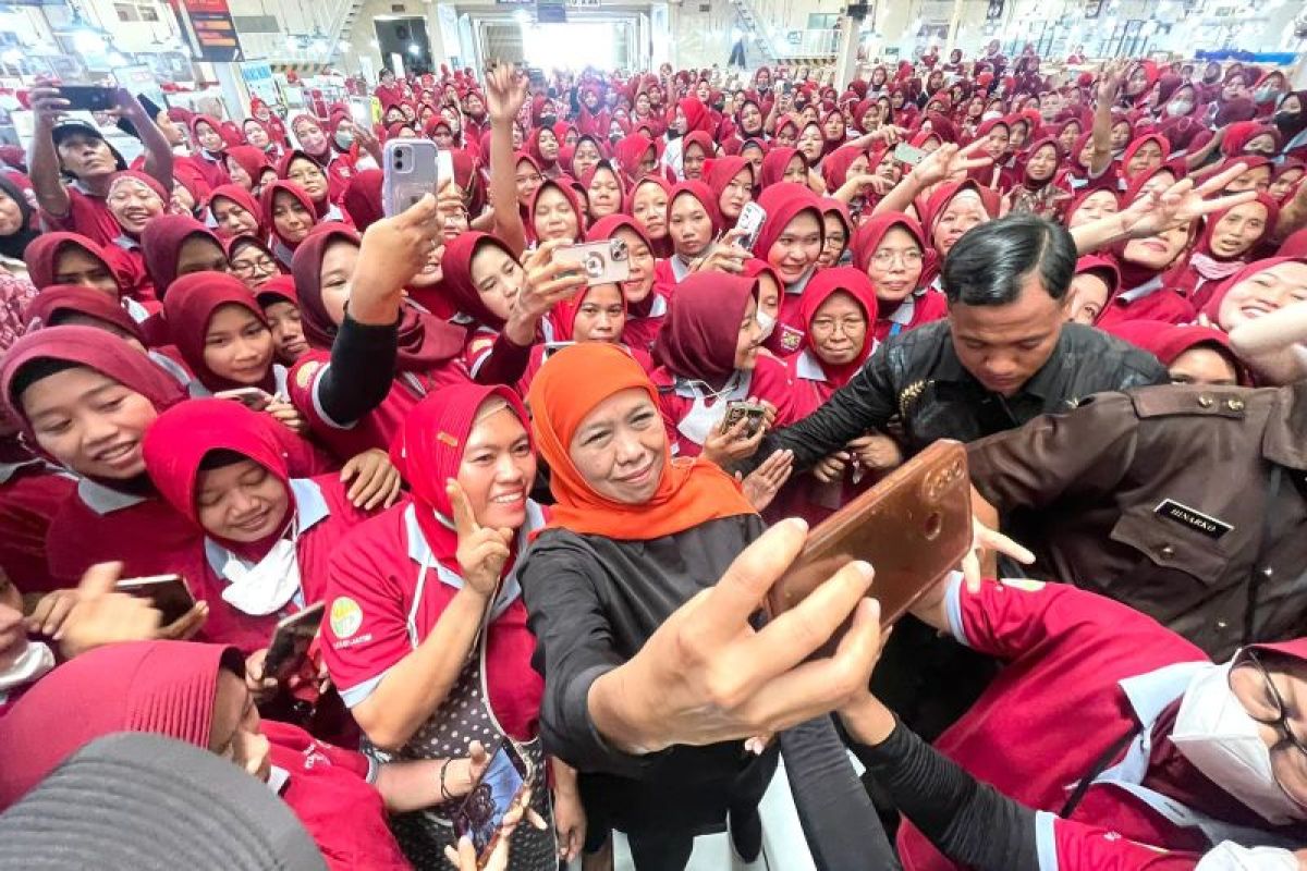 Khofifah sapa ribuan pekerja MPS Tuban