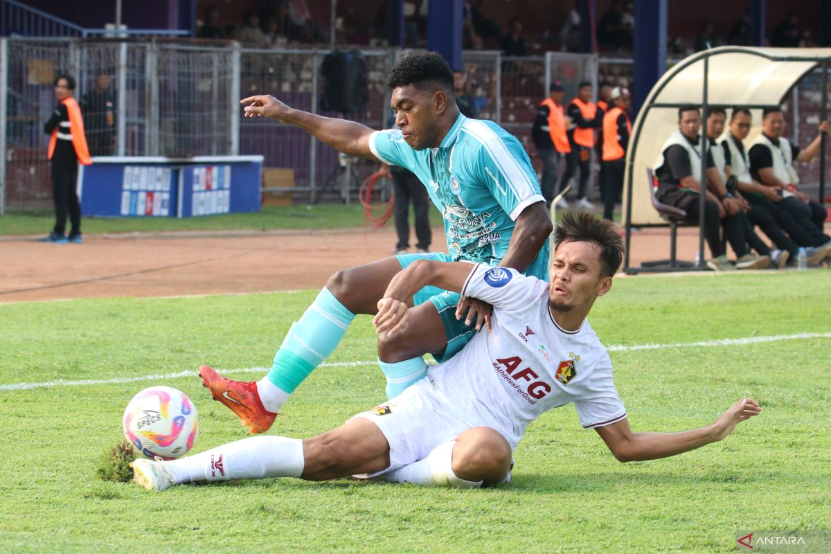 PSBS Biak bekuk tuan rumah Persik Kediri 0-1