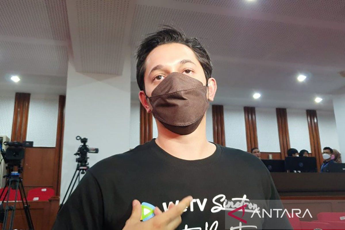 Aktor Andrew Andika ditangkap polisi